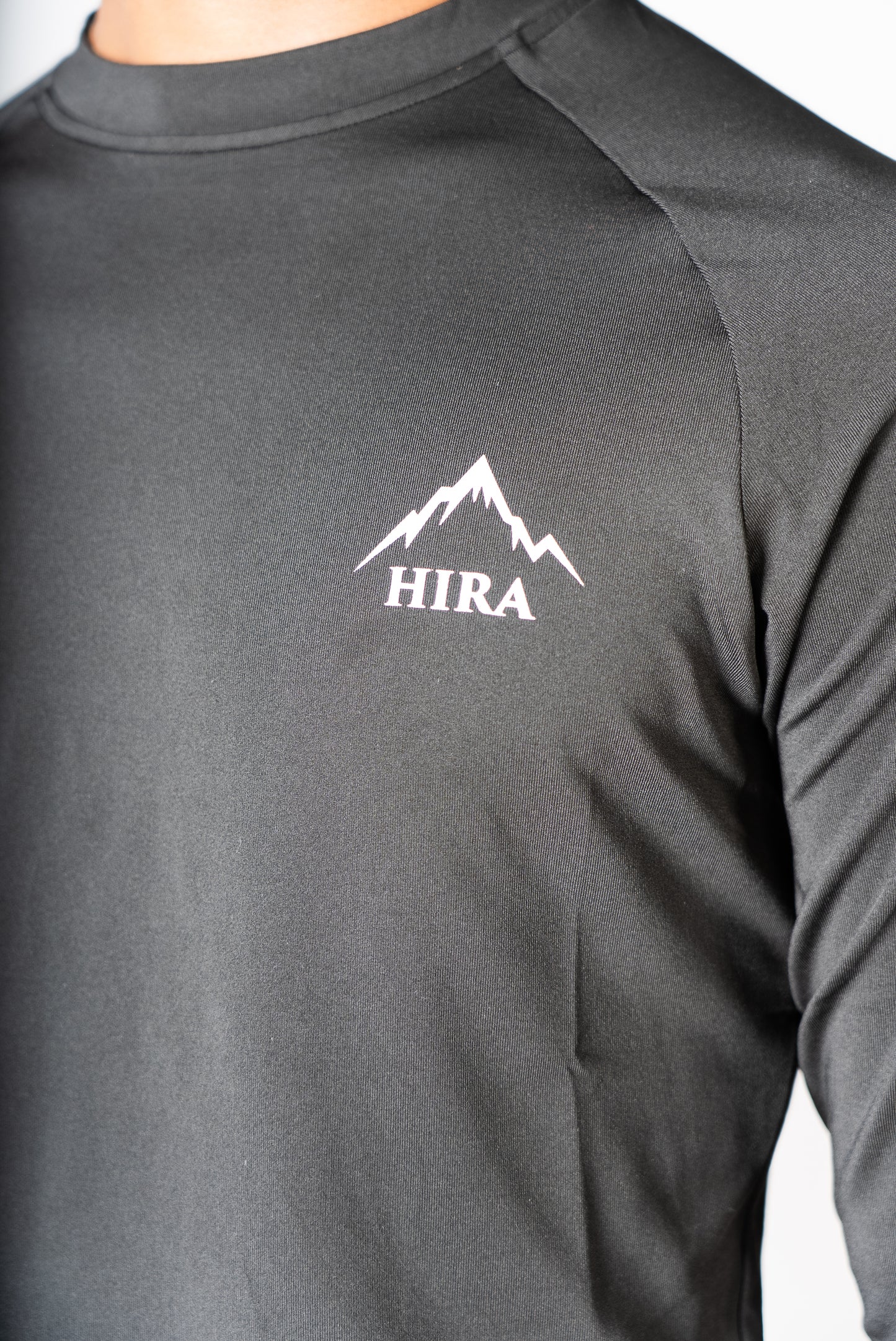 HIRA - Long T-Shirt
